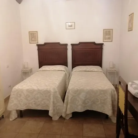 Le Del Conventino Di Marciano *