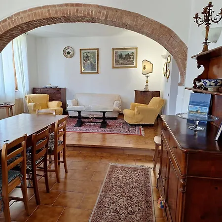 Le Del Conventino Di Marciano Holiday home *